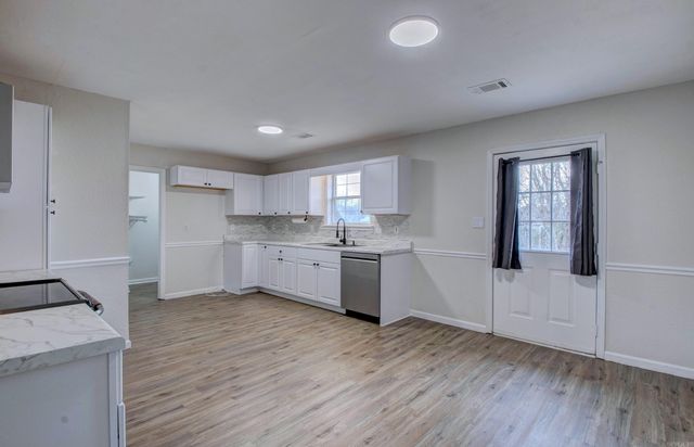 1809 Peachwood Cove, Beebe, AR 72012