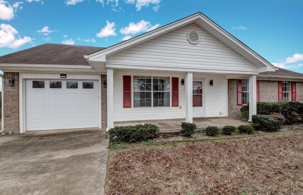 1809 Peachwood Cove, Beebe, AR 72012