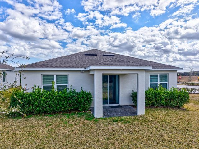 3090 SURAJ CIRCLE, Tavares, FL 32778