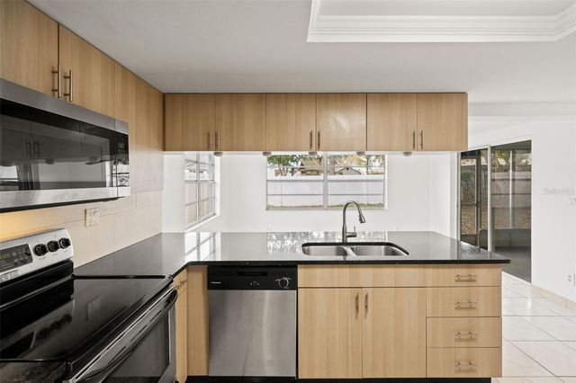 8852 CANDLEWICK LANE, Port Richey, FL 34668