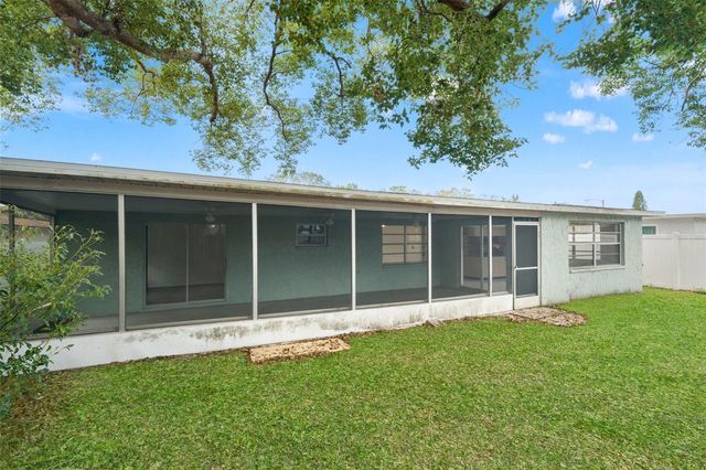 8852 CANDLEWICK LANE, Port Richey, FL 34668