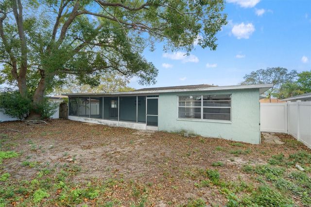 8852 CANDLEWICK LANE, Port Richey, FL 34668