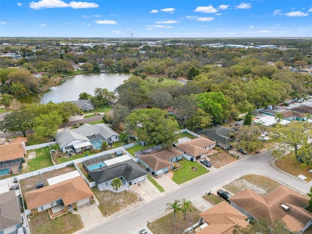 8852 CANDLEWICK LANE, Port Richey, FL 34668