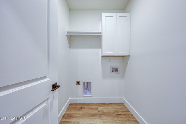 180 Huckleberry Hollow, Kingston, TN 37763