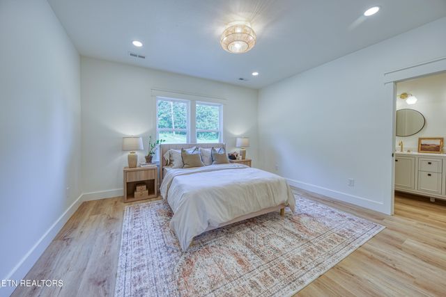 180 Huckleberry Hollow, Kingston, TN 37763