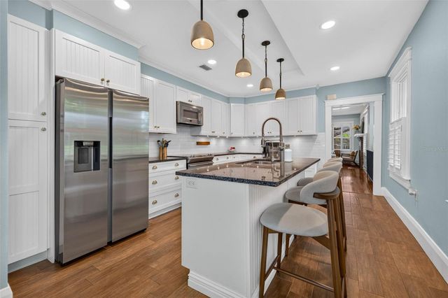 1407 S MOODY AVENUE, Tampa, FL 33629