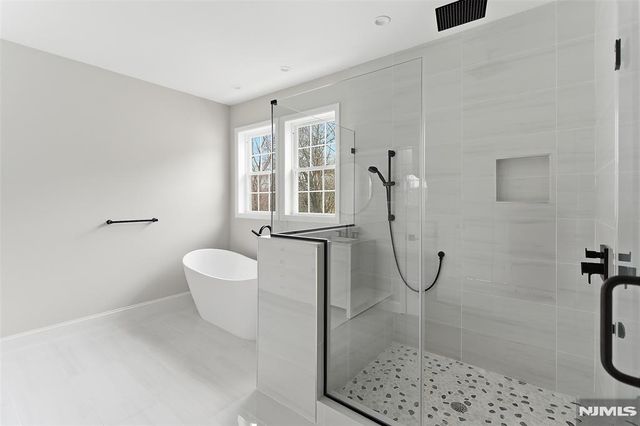 374 Valley Road, River Edge, NJ 07661