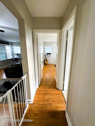 2902 Abigail Dr 4, Louisville, KY 40205