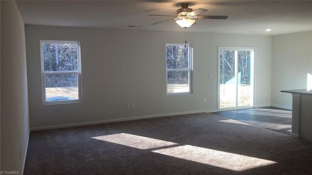 3994 Meredith Woods Lane, Winston-salem, NC 27107