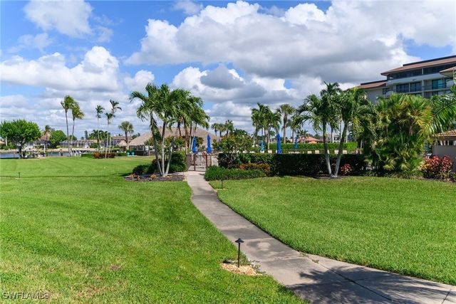 657 Seaview CT J1, Marco Island, FL 34145