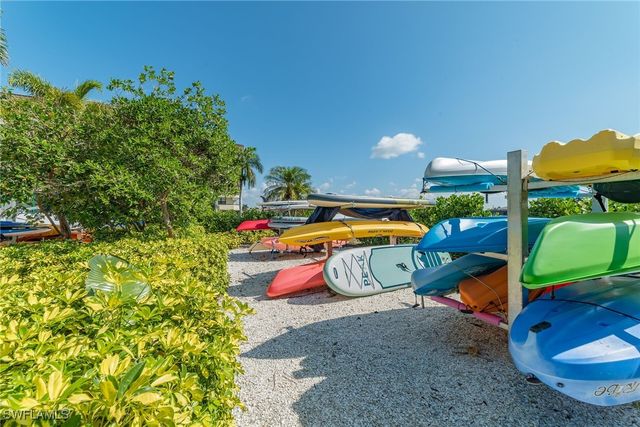 657 Seaview CT J1, Marco Island, FL 34145