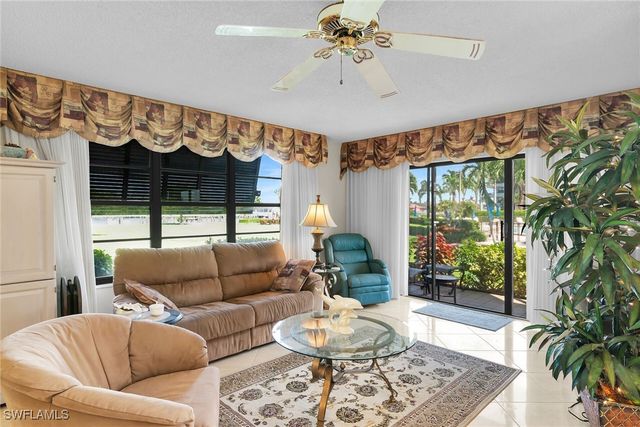 657 Seaview CT J1, Marco Island, FL 34145