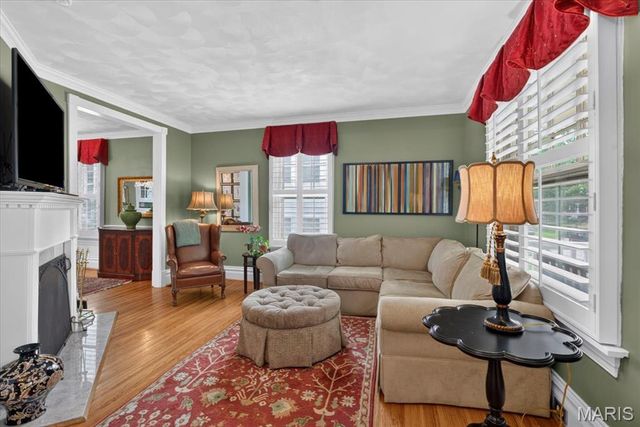 637 Atalanta Avenue, Webster Groves, MO 63119
