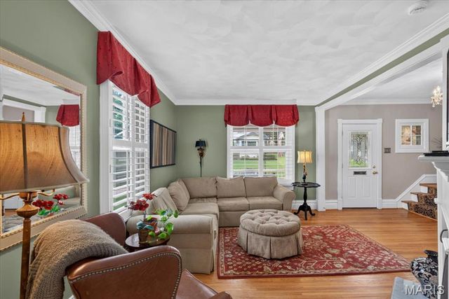 637 Atalanta Avenue, Webster Groves, MO 63119