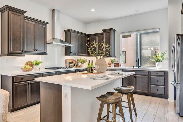 293 Merit, Irvine, CA 92618