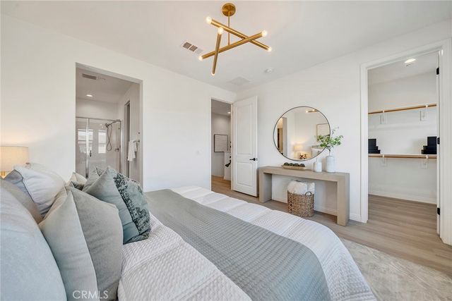 293 Merit, Irvine, CA 92618