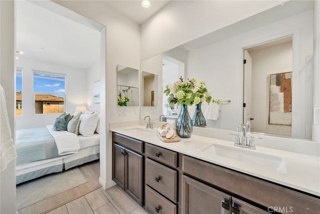 293 Merit, Irvine, CA 92618