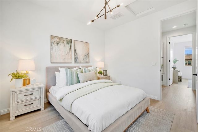 293 Merit, Irvine, CA 92618