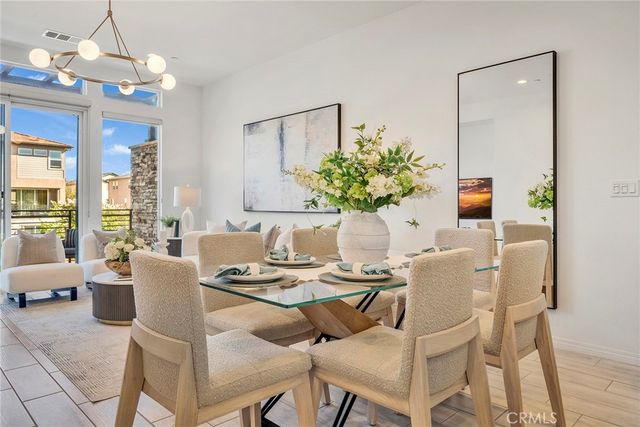 293 Merit, Irvine, CA 92618