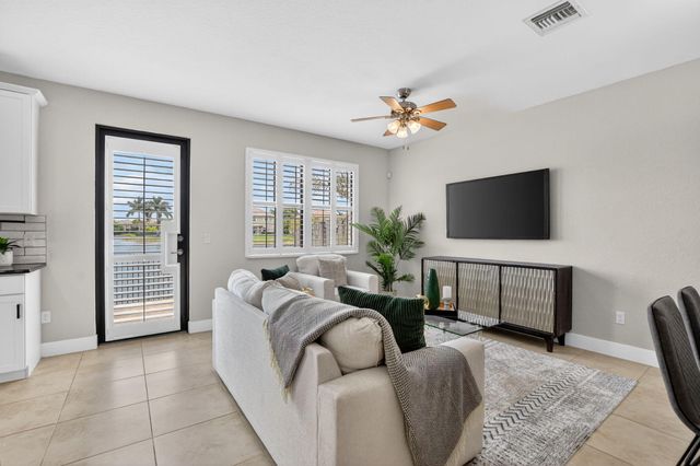 8437 Lakeview Trail, Parkland, FL 33076