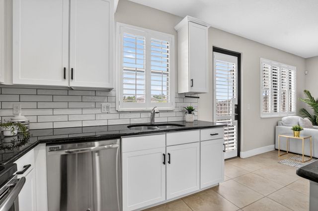 8437 Lakeview Trail, Parkland, FL 33076