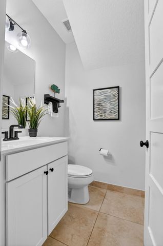 8437 Lakeview Trail, Parkland, FL 33076