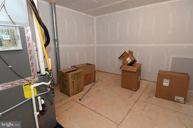 84 BRIDGE BLVD, Mount Holly, NJ 08060