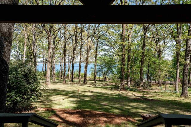 1064 Fox Chase Road, Heber Springs, AR 72543