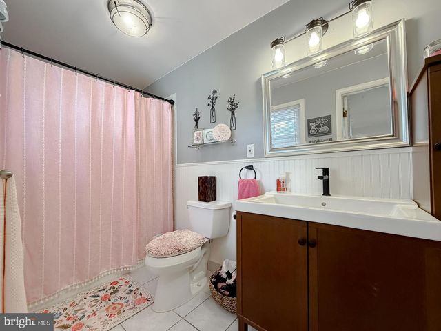 8 LESLIE DR, Indian Head, MD 20640