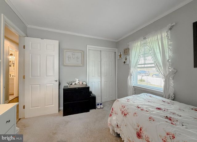 8 LESLIE DR, Indian Head, MD 20640
