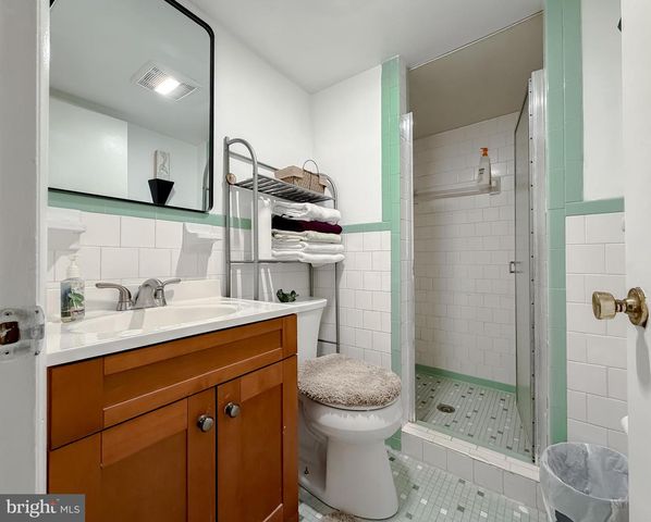 8 LESLIE DR, Indian Head, MD 20640