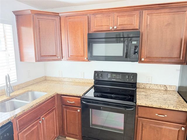 2564 SE 15TH AVENUE H, Ocala, FL 34471