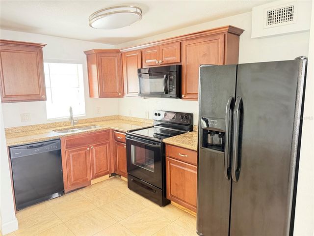 2564 SE 15TH AVENUE H, Ocala, FL 34471