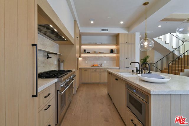 4243 Beeman Avenue, Studio City, CA 91604