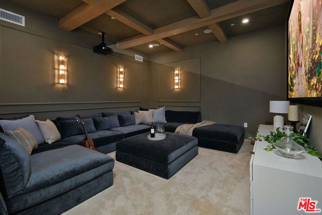 4243 Beeman Avenue, Studio City, CA 91604