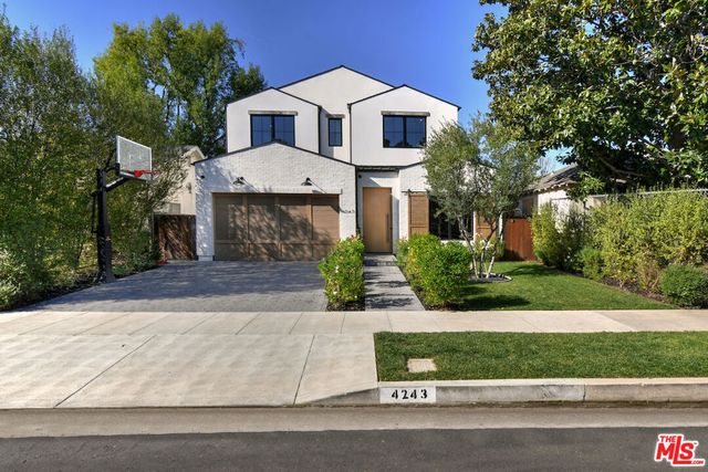 4243 Beeman Avenue, Studio City, CA 91604
