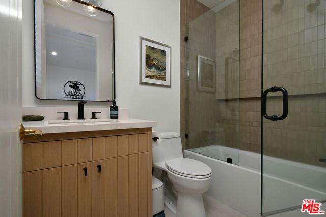 4243 Beeman Avenue, Studio City, CA 91604