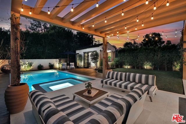 4243 Beeman Avenue, Studio City, CA 91604