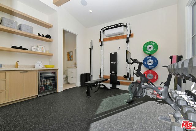 4243 Beeman Avenue, Studio City, CA 91604