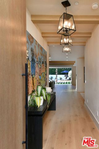 4243 Beeman Avenue, Studio City, CA 91604