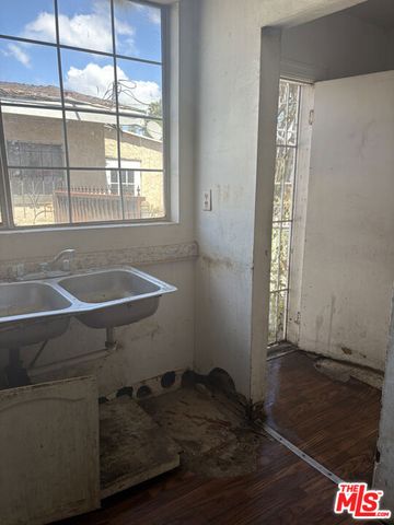 5214 Cimarron Street 5216, Los Angeles, CA 90062