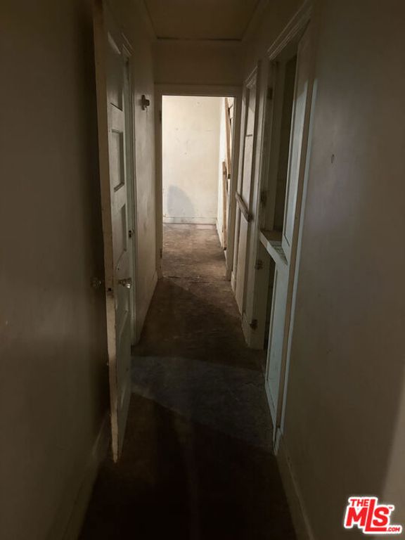 Image 5 of property listing at 5214 Cimarron Street 5216, Los Angeles, CA 90062