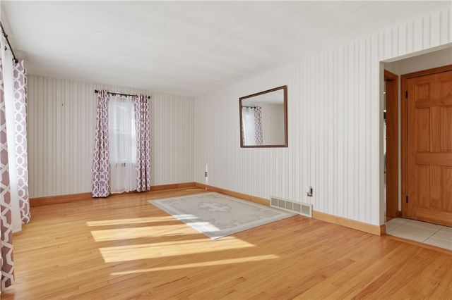 300 Harriet Lane, Cumberland, RI 02864