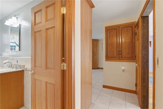 300 Harriet Lane, Cumberland, RI 02864