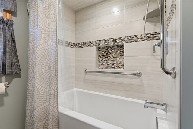 300 Harriet Lane, Cumberland, RI 02864