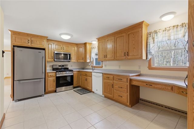 300 Harriet Lane, Cumberland, RI 02864