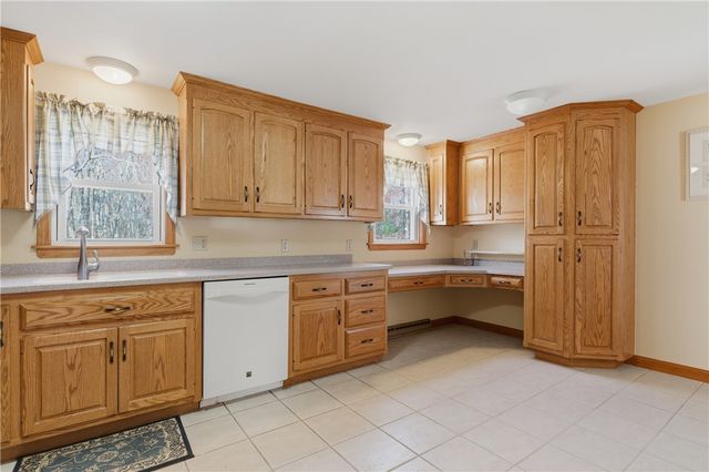 300 Harriet Lane, Cumberland, RI 02864