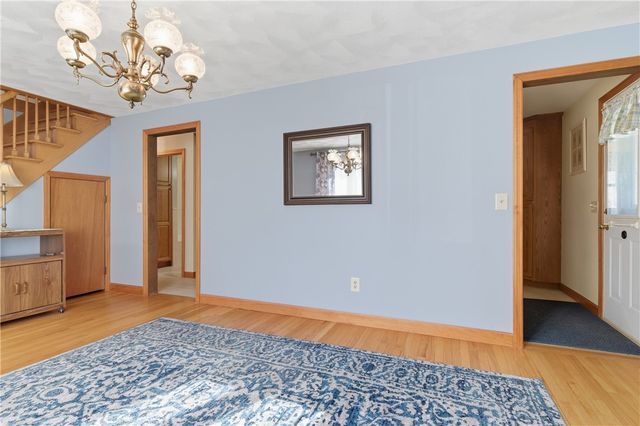 300 Harriet Lane, Cumberland, RI 02864