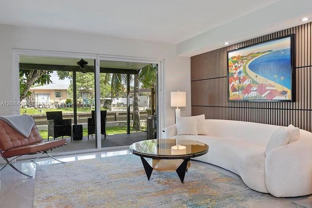 661 Kensington Pl 101B, Wilton Manors, FL 33305