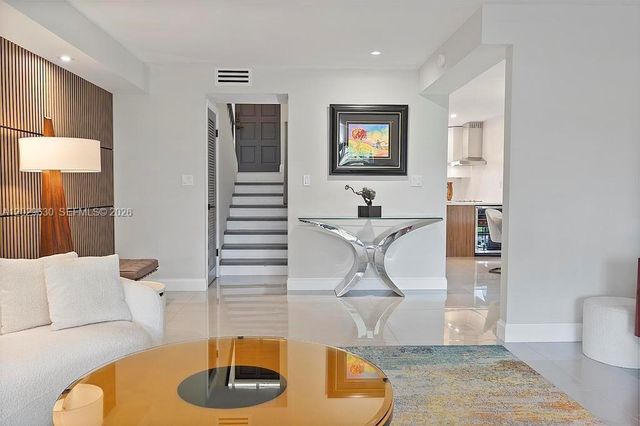 661 Kensington Pl 101B, Wilton Manors, FL 33305